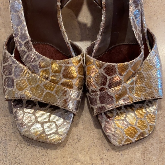 Women’s Donald Pliner shoes size 7.5 - Picture 4 of 13